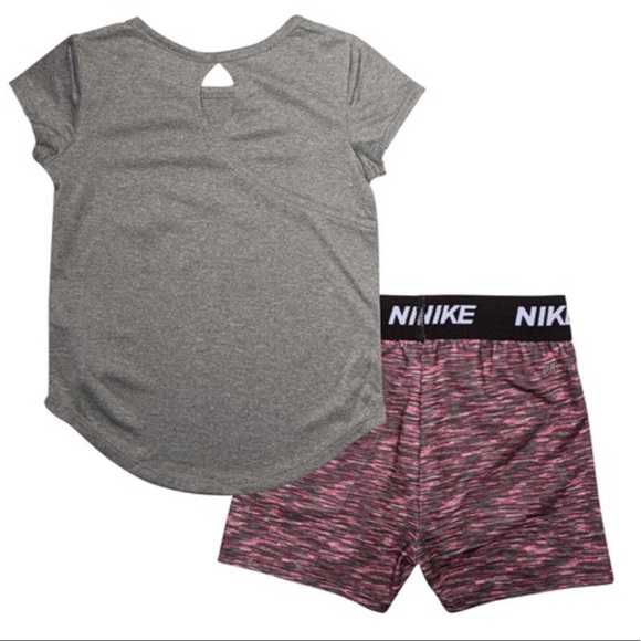 NWT NIKE GIRLS SIZE 12M HEART TOP & SHORTS SET - Picture 2 of 6